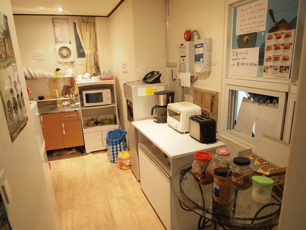 Shinchon Guest House Сеул Экстерьер фото