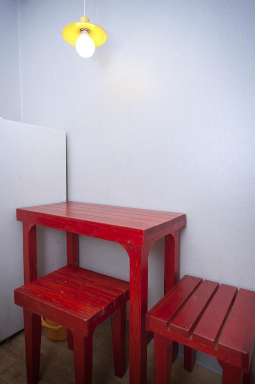 Shinchon Guest House Сеул Экстерьер фото