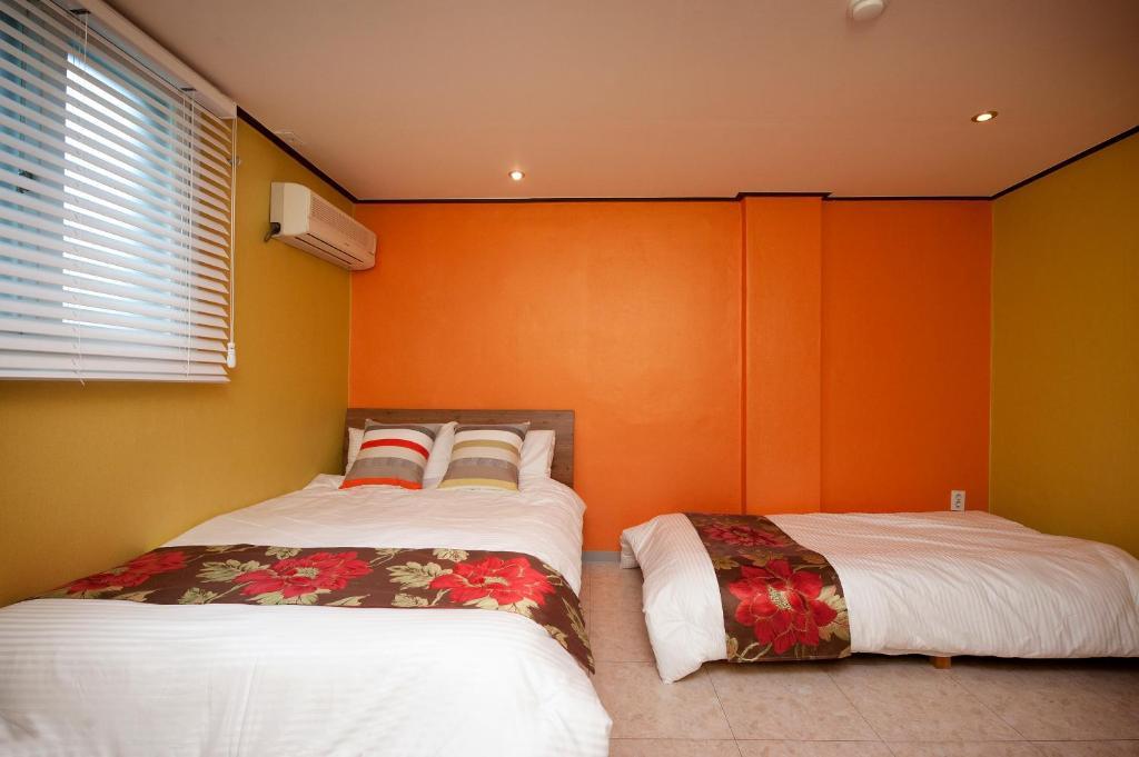 Shinchon Guest House Сеул Номер фото